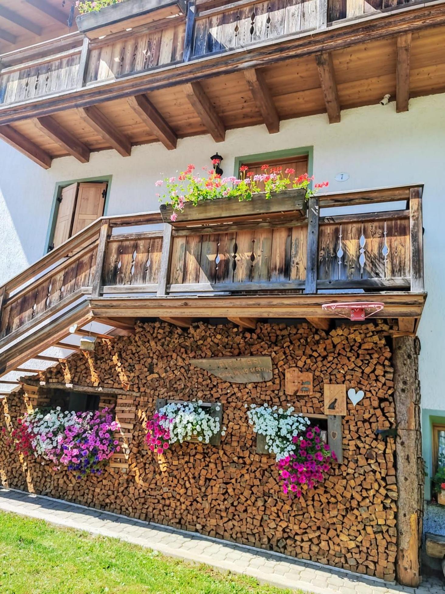 ディマーロCasa Dello Sportivo - Val Di Sole Trentinoアパートメント エクステリア 写真